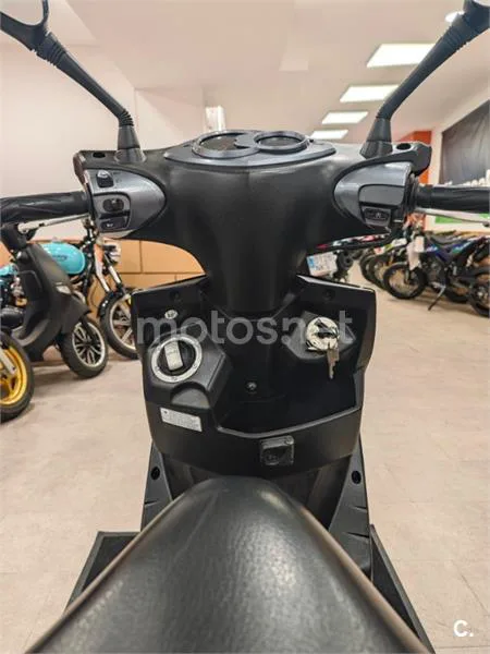 Yamaha Cygnus X 125 – Vista 8