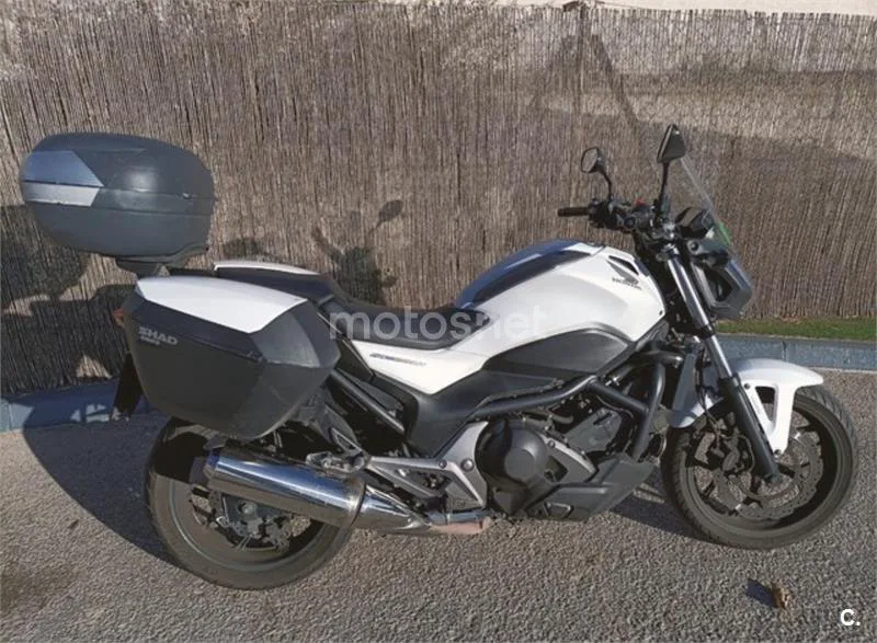 Honda NC 750 S – Vista 4