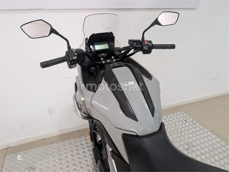 Honda NC 750 X – Vista 12