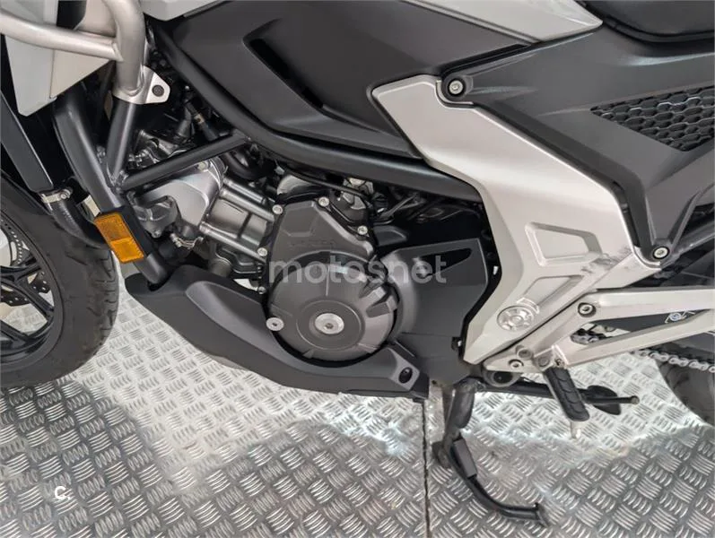 Honda NC 750 X – Vista 21