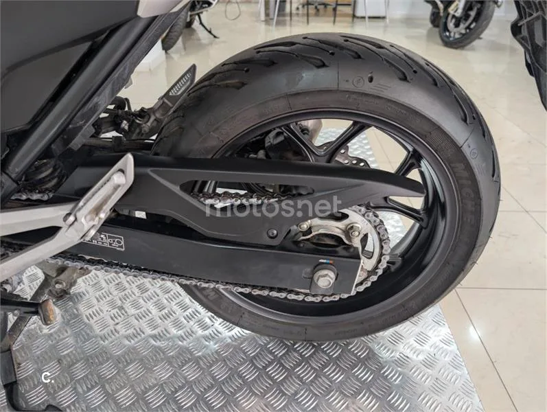 Honda NC 750 X – Vista 25