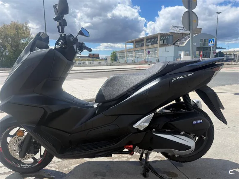 Honda PCX 125 – Vista 5