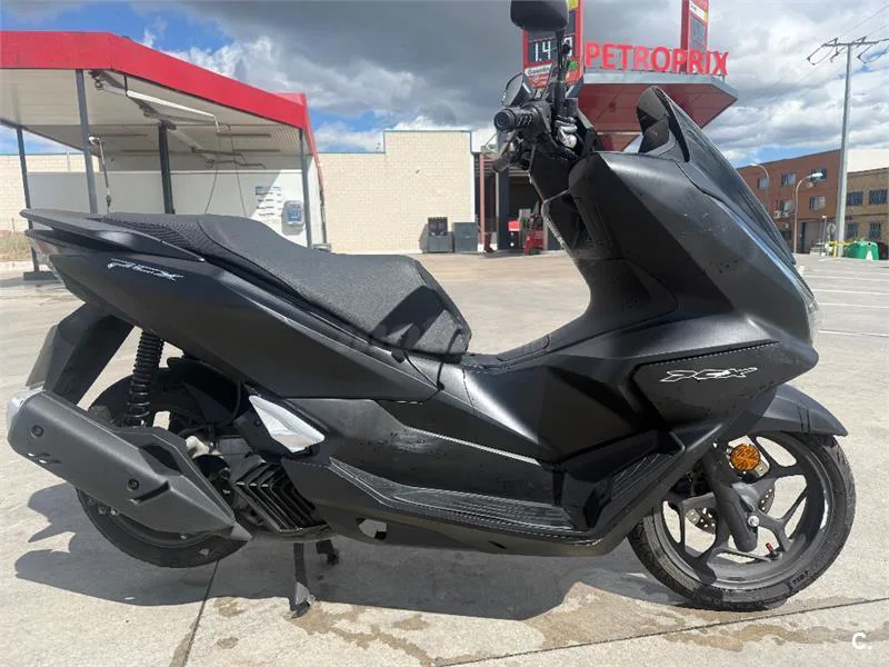 Honda PCX 125 – Vista 6