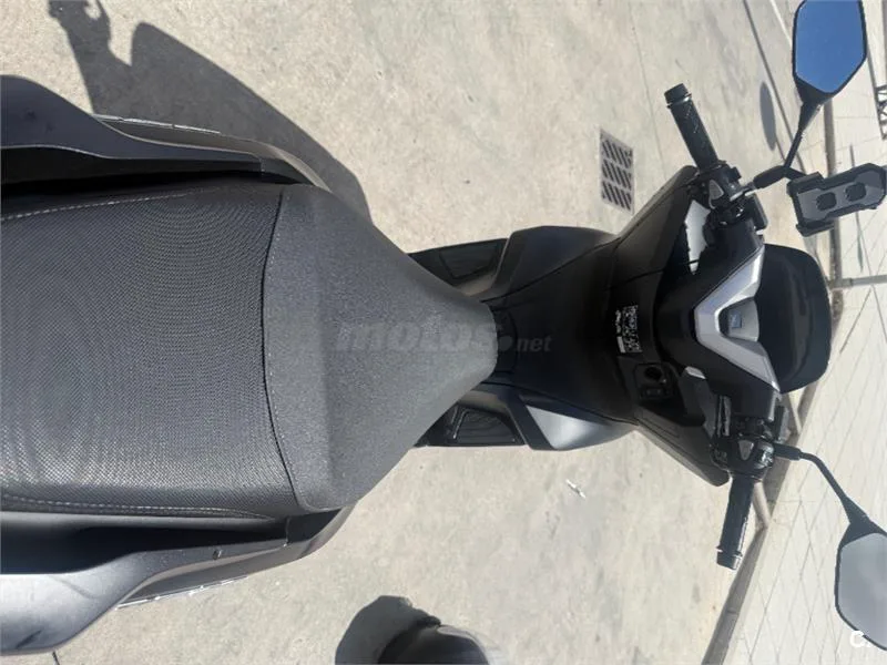Honda PCX 125 – Vista 7