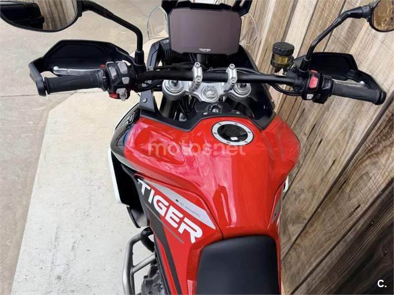 Triumph Tiger 900 – Vista 11