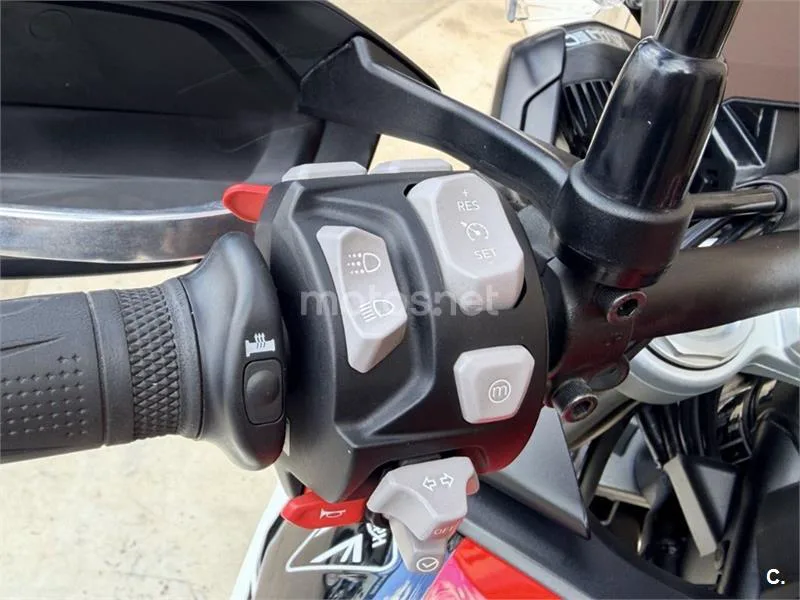 Triumph Tiger 900 – Vista 14