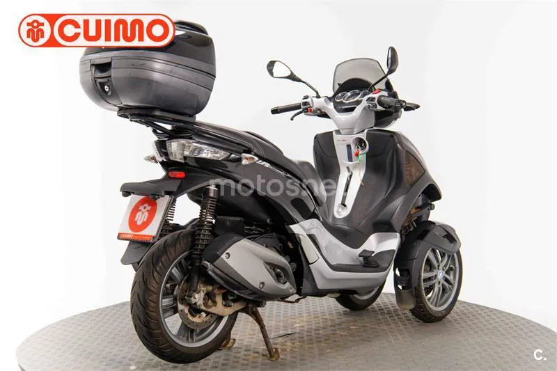 Piaggio MP3 Yourban 300 LT – Vista 4