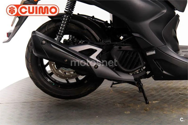Kymco People S 125 – Vista 13