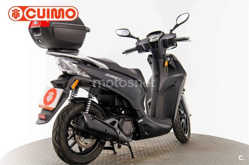 Kymco People S 125 – Vista 4