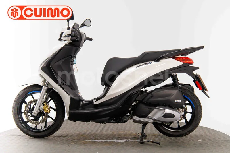 Piaggio Medley – Vista 16