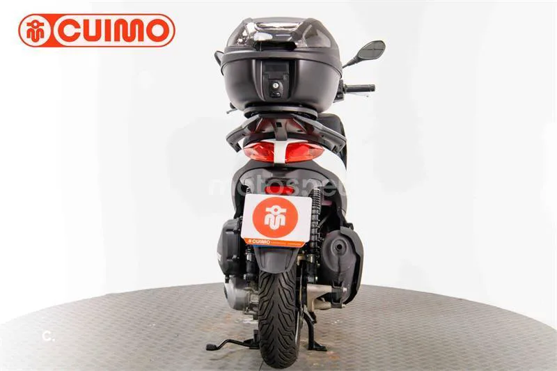 Piaggio Medley – Vista 5