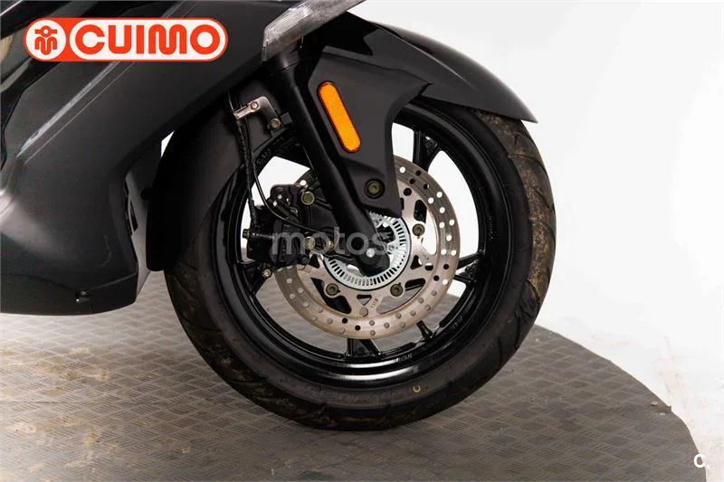 Kymco Super Dink 350 – Vista 13