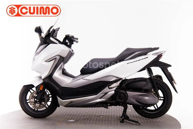 Honda Forza – Vista 8