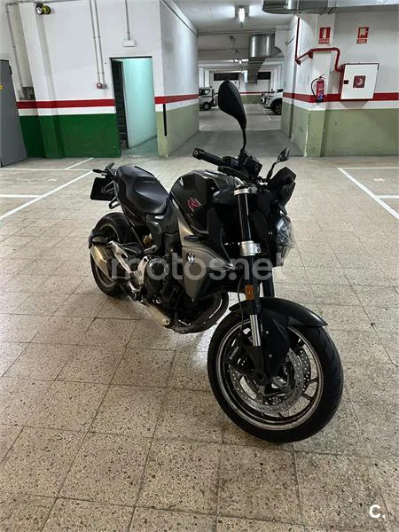 BMW F 900 R – Vista 4