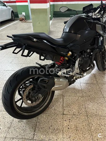 BMW F 900 R – Vista 5