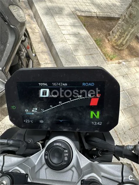 BMW F 900 R – Vista 7