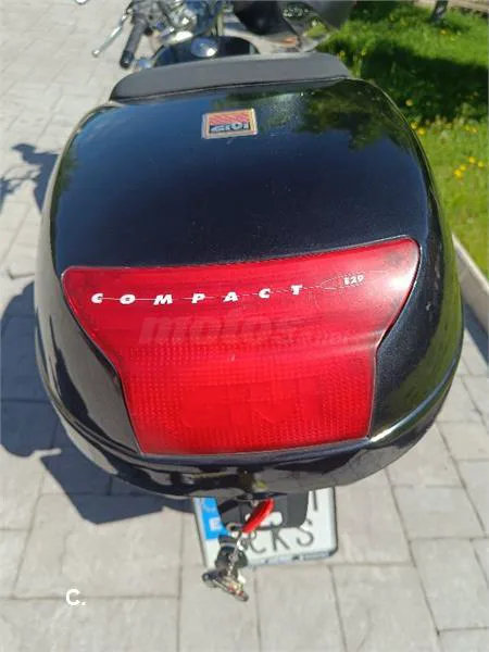 Suzuki Marauder 250 – Vista 4