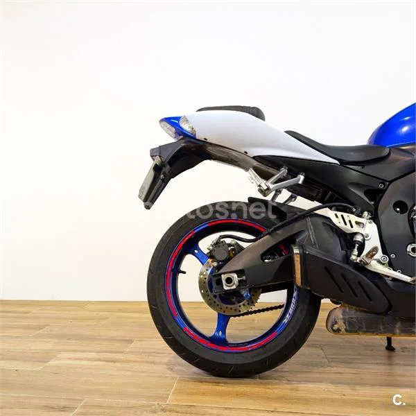 Suzuki GSX-R600 – Vista 3