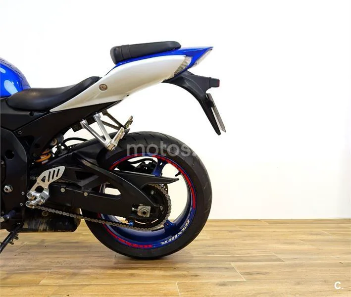 Suzuki GSX-R600 – Vista 9