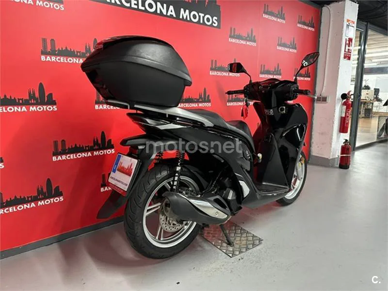 Honda SH 125i – Vista 6
