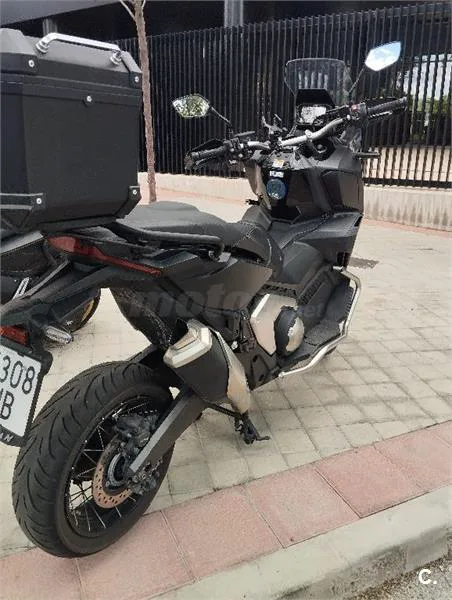 Honda X-ADV – Vista 6