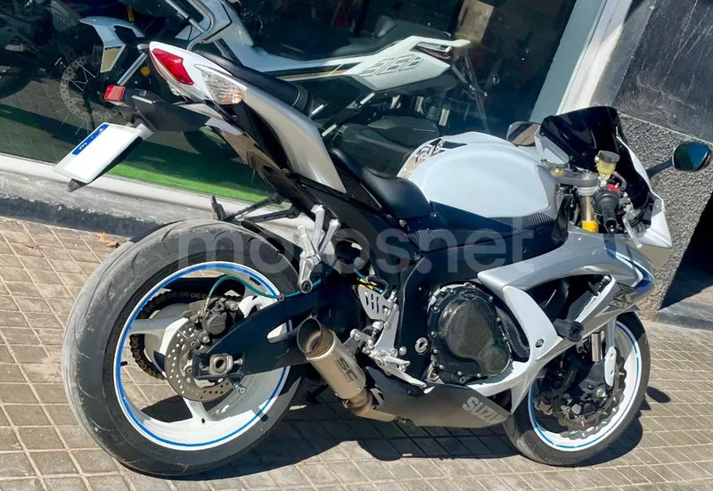 Suzuki GSX-R600 - Vista 5
