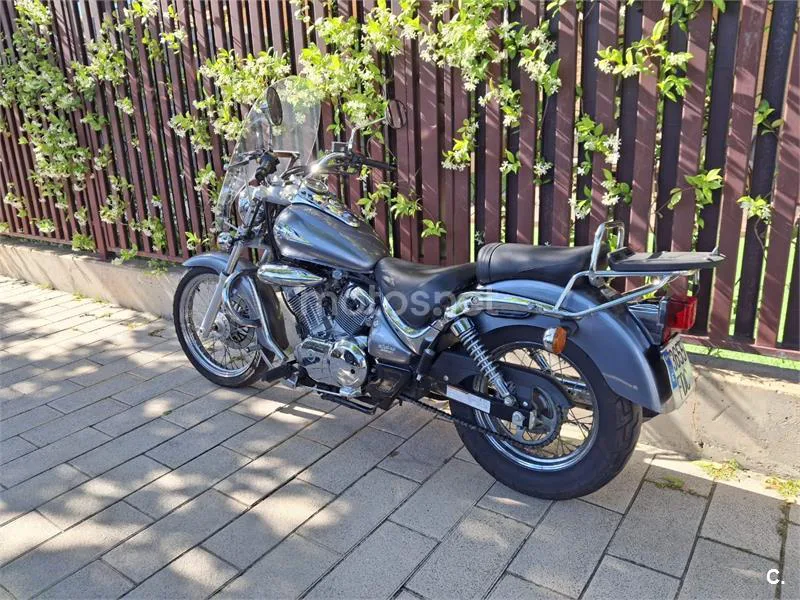 Suzuki Intruder 250 – Vista 5