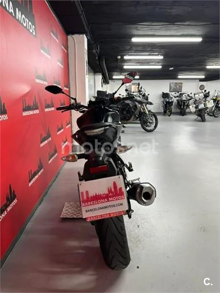 Yamaha MT-125 – Vista 7