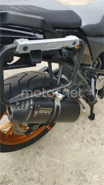 Suzuki V-Strom 1050 – Vista 4