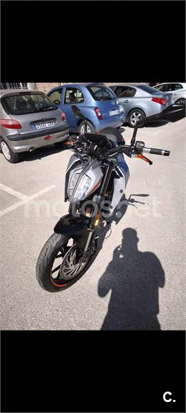 KTM 125 – Vista 2