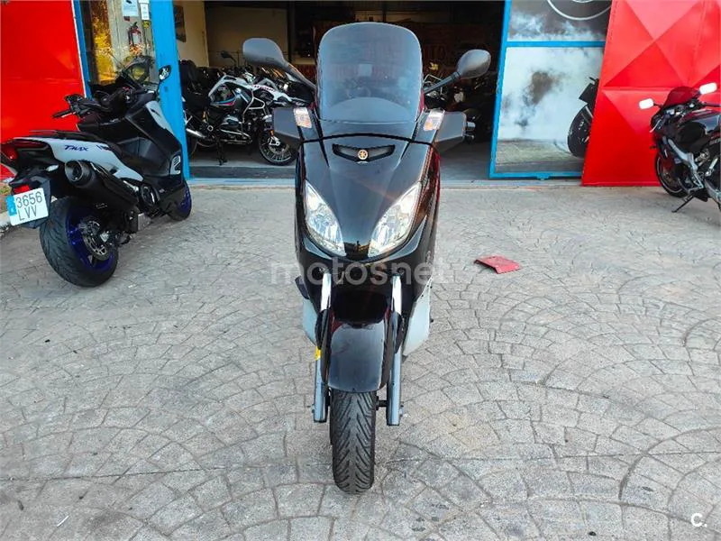 Yamaha XMAX 125 – Vista 13