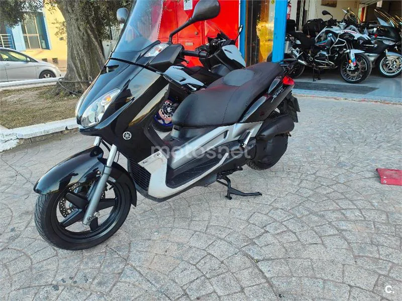 Yamaha XMAX 125 – Vista 19