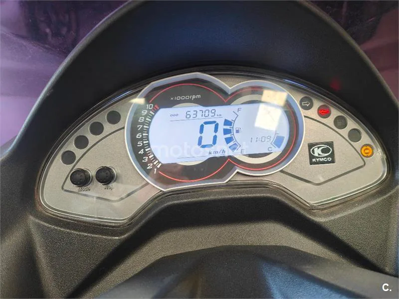 Kymco K-XCT 300i – Vista 10