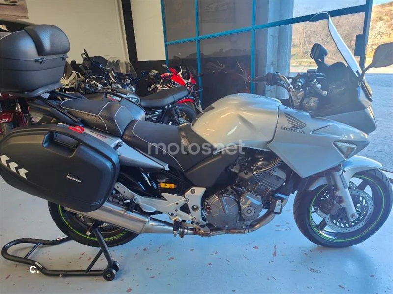 Honda CBF 600 S – Vista 12