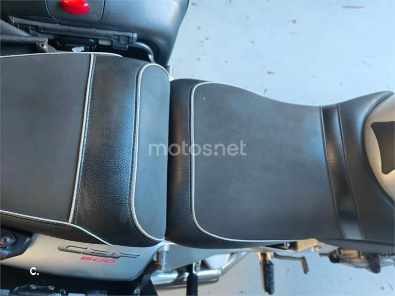 Honda CBF 600 S – Vista 14