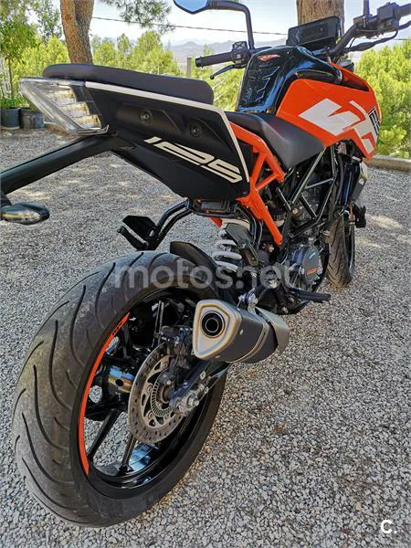 KTM 125 – Vista 5