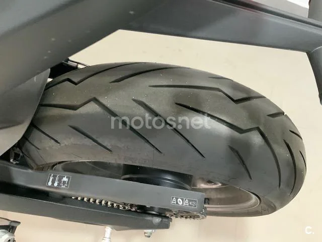 Triumph Street Triple 765 – Vista 6