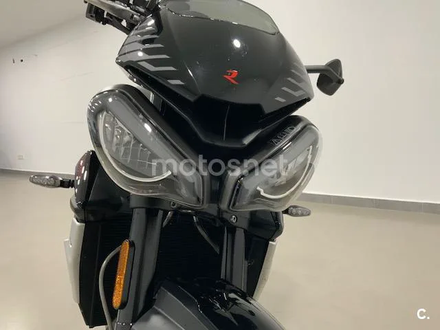 Triumph Street Triple 765 – Vista 7