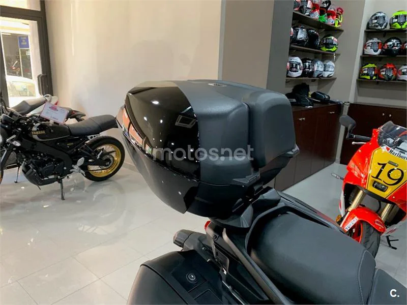 Yamaha Tracer 9 – Vista 14