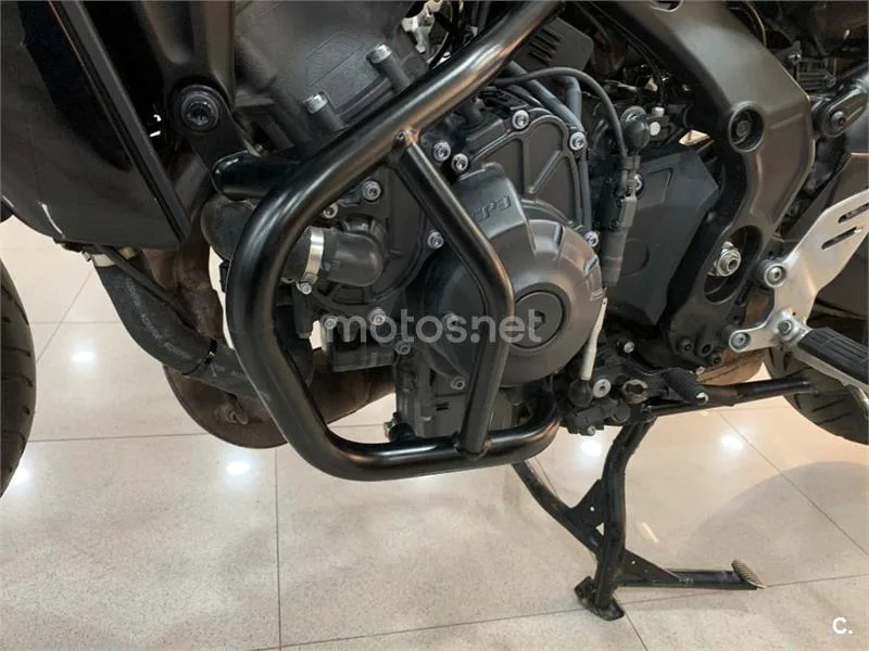 Yamaha Tracer 9 – Vista 17