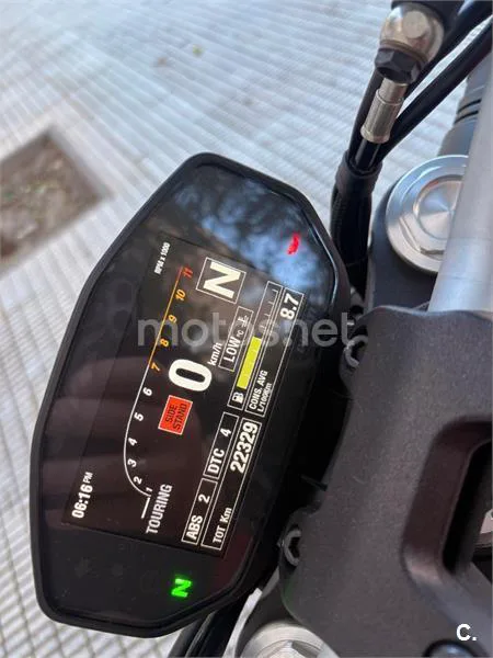 Ducati Monster 821 – Vista 11