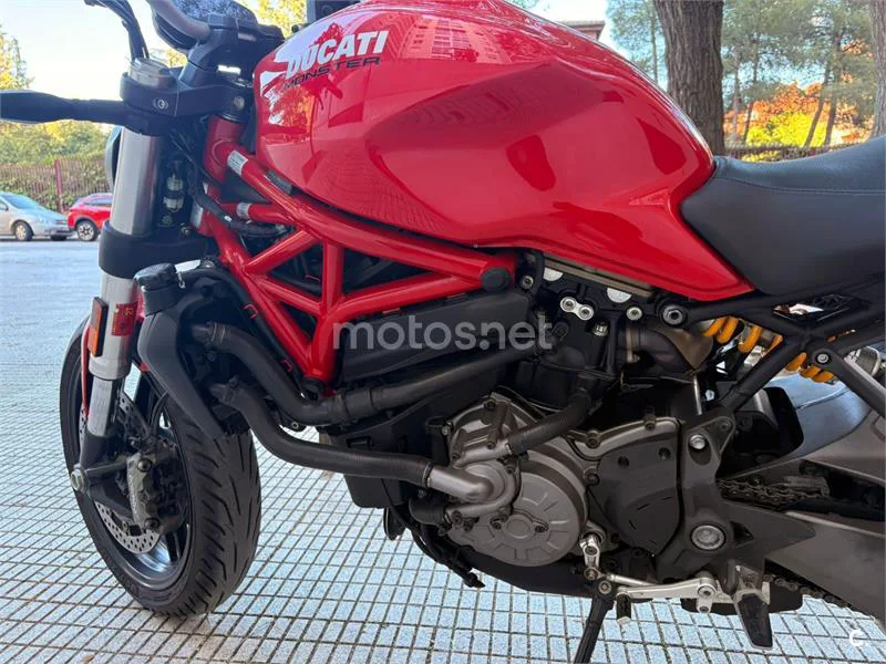 Ducati Monster 821 – Vista 10