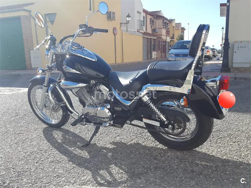 Suzuki Intruder 250 – Vista 5