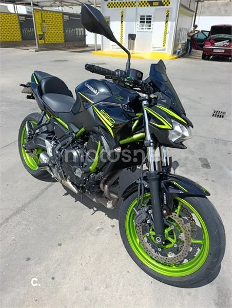 Kawasaki Z650 – Vista 5
