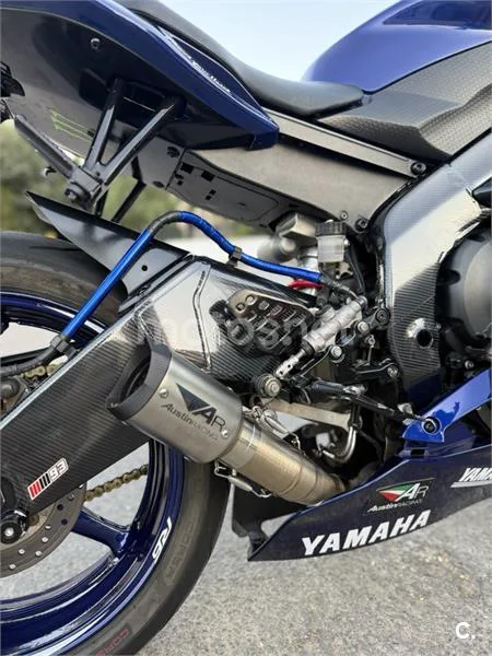 Yamaha R6 – Vista 6