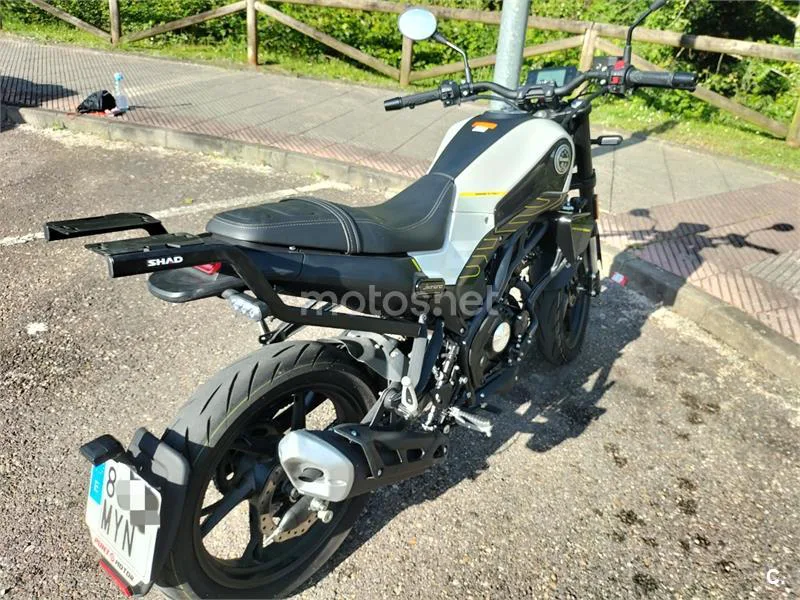 Benelli Leoncino 125 2300 € 2025 Asturias - 2