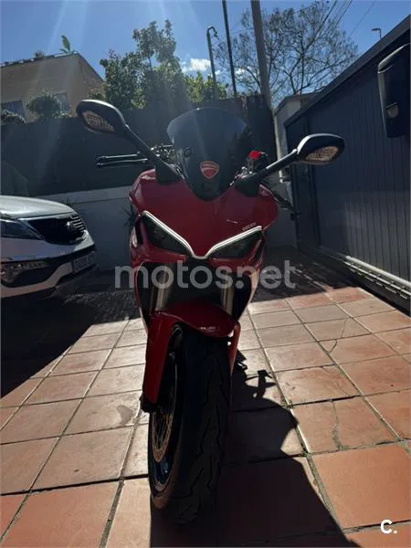 Ducati SuperSport – Vista 3