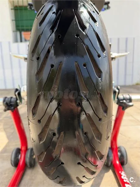 Yamaha MT-07 – Vista 8