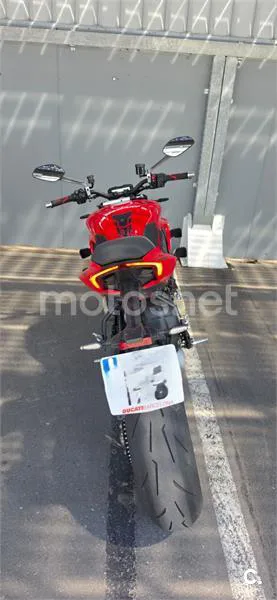 Ducati Streetfighter V4 – Vista 4
