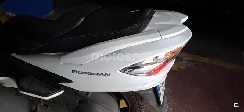 Suzuki Burgman 400 – Vista 7